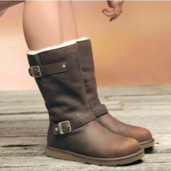 UGG Kensington Brown Leather Boots with Shearling Lining - Size 6 - Picture 2 of 14